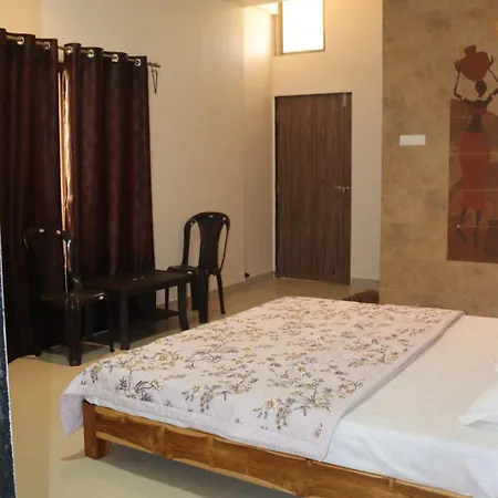 Exotic Oceanview Apartment Malvan Exterior photo