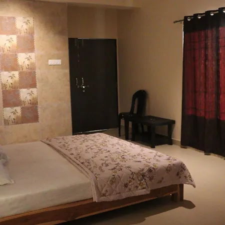 Exotic Oceanview Apartment Malvan Exterior photo