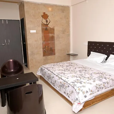Exotic Oceanview Apartment Malvan Exterior photo