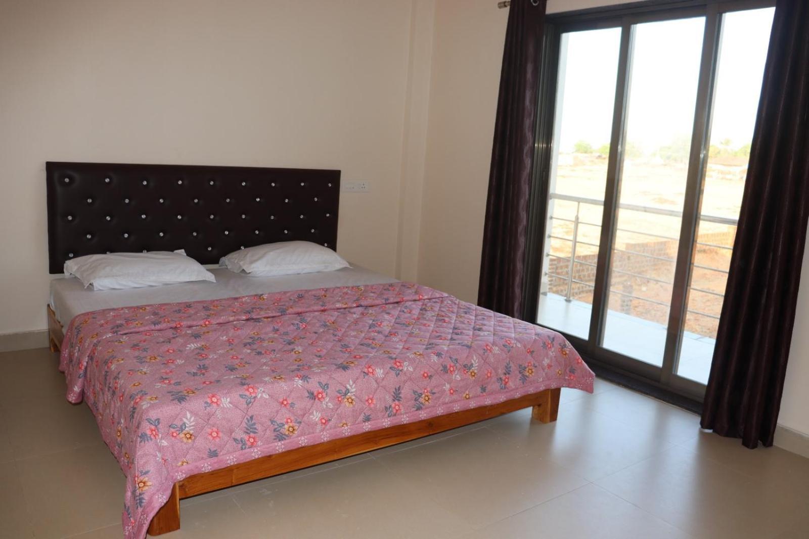 Exotic Oceanview Homestay Malvan